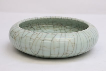 Chinese crackleware porcelain brush wash
