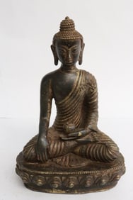 Bronze sculpture of deity