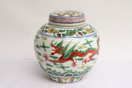 Wucai porcelain covered jar