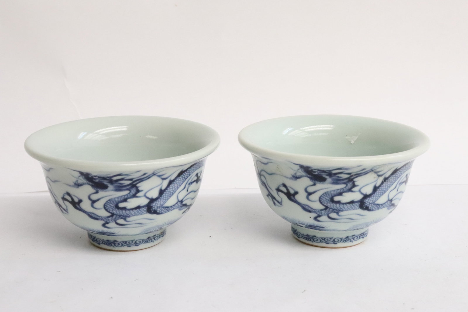 2 blue and white porcelain tea bowls: 2 blue and white porcelain tea bowls, 2.18"x3.8"dia ea