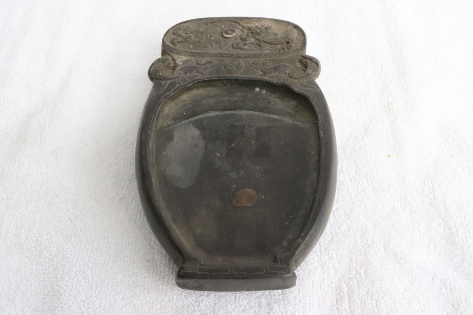 Chinese carved ink stone: Chinese carved ink stone, 6.15"x3.9"x1.35"