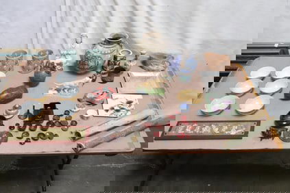 Lot of Asian misc. items