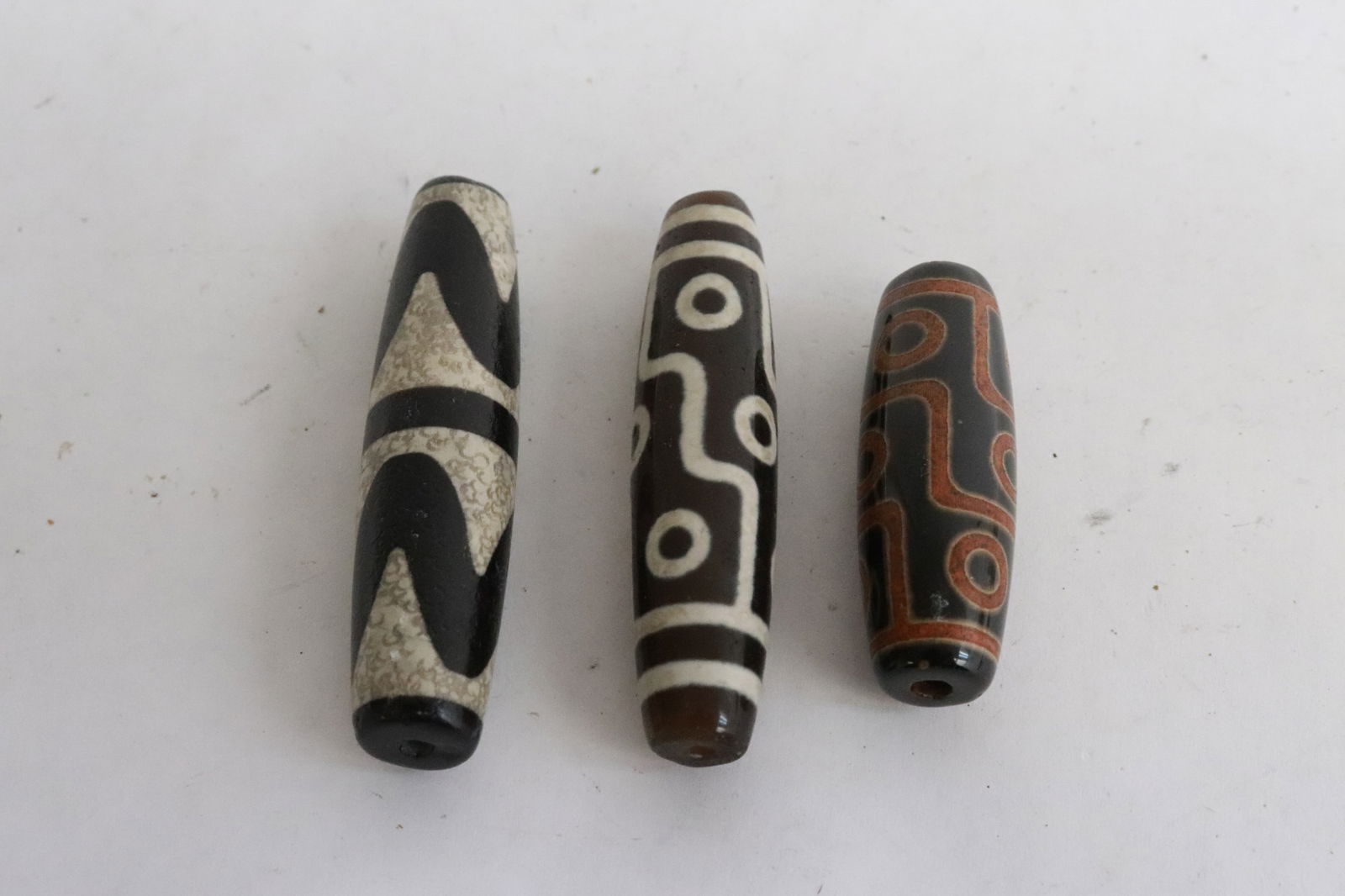3 beads: 3 beads, 1.65"x0.6"dia - 2.25"x0.6"dia