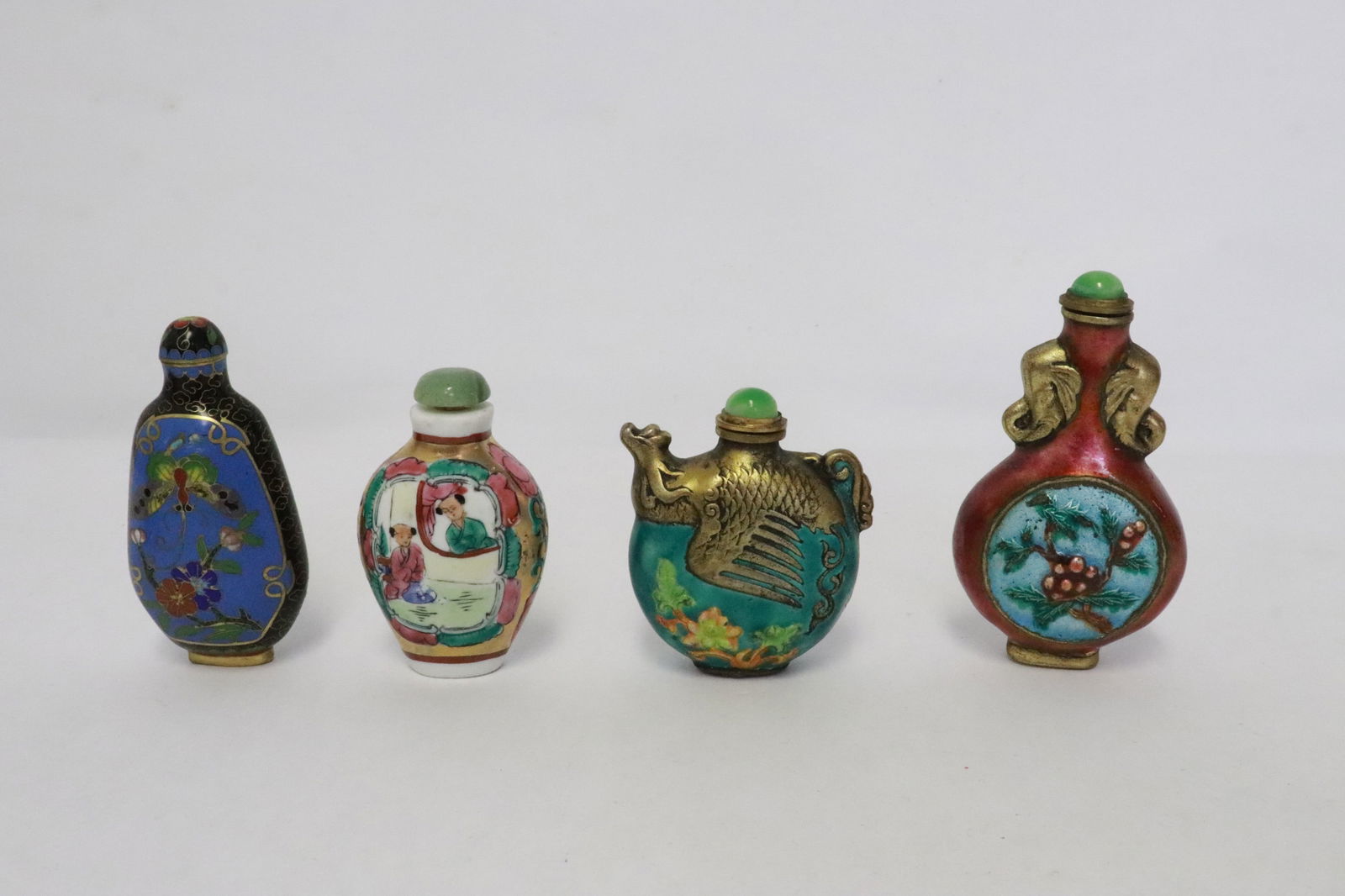 4 snuff bottles: 4 snuff bottles, 2.65"x2.2"x1" - 3.6"x2"x1.05"