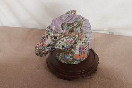 Unusual rose canton sculpture of horse head