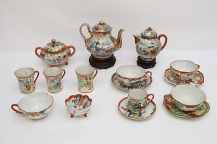 Lot of kutani porcelain pieces