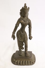 Antique South Asian bronze sculpture of deity