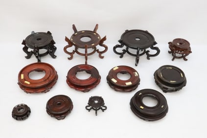 Lot of Chinese wood stands