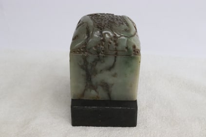 Large Chinese jadeite like stone carved seal