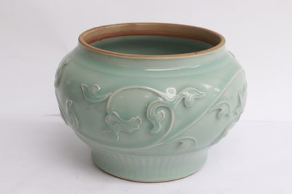 Chinese light blue porcelain jar