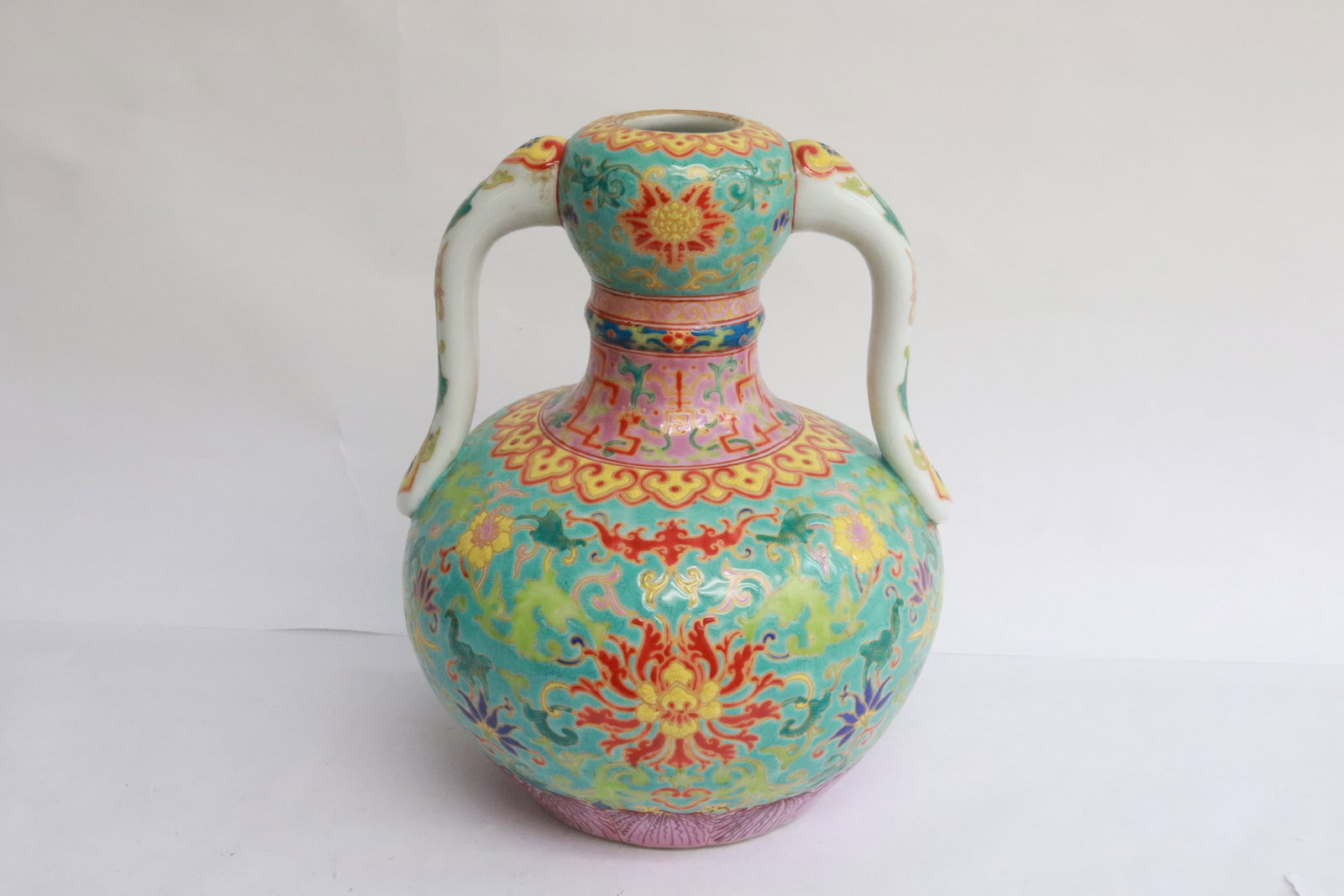 Chinese famille rose porcelain handled garlic top vase (1 of 11)
