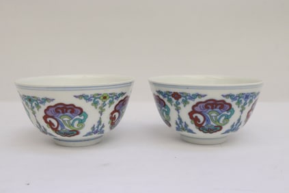 Pair doucai porcelain tea bowls