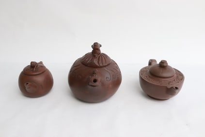 3 Yixing teapots