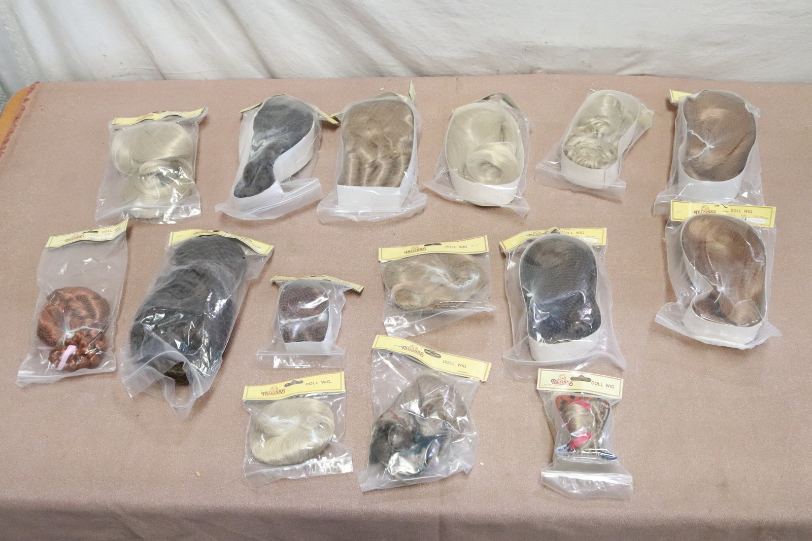 Approx. 18 new doll wings by Tallina's: Approx. 18 new doll wings by Tallina's