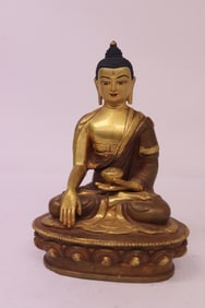 Chinese gilt bronze sculpture of deity