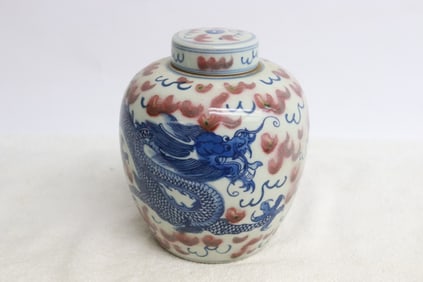 Chinese blue, red and white porcelain tea caddy