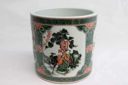 Large Chinese famille rose brush holder