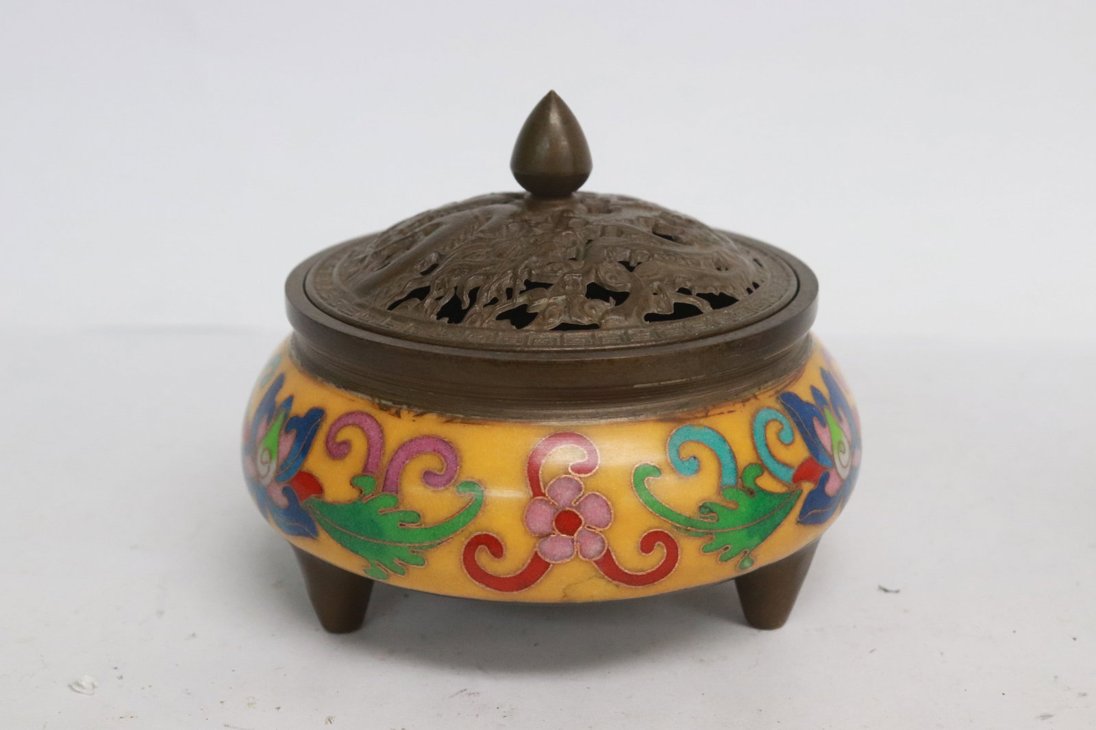 Cloisonne bronze covered censer: Cloisonne bronze covered censer, 3.15"x3.75"dia