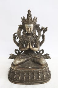 Fine Chinese bronze sculpture of deity