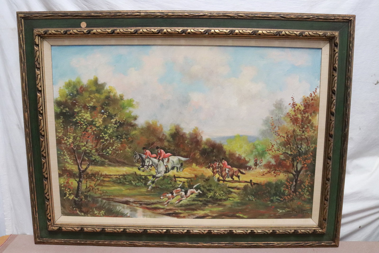 Large oil on canvas painting: Large oil on canvas painting depicting hunting scene, 22.7"x35.8" (F:32.5"x44.6"x1.65")