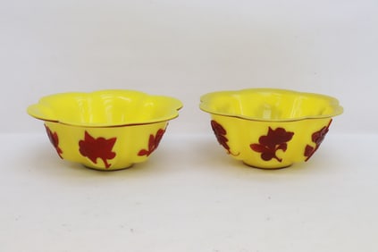 Pair Chinese red overlay on yellow Peking glass bowls