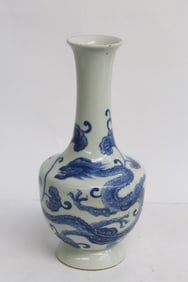 Chinese blue and white porcelain vase