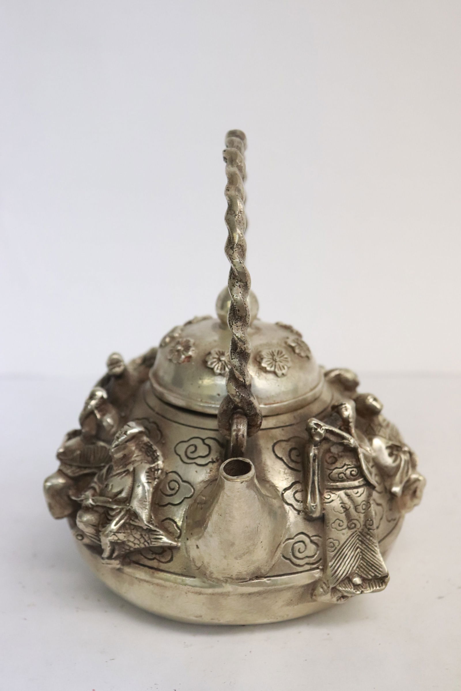 Very fancy white bronze teapot: Very fancy white bronze teapot, 3.8"x4.7"x4.4"