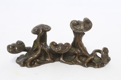 A bronze brush mountain