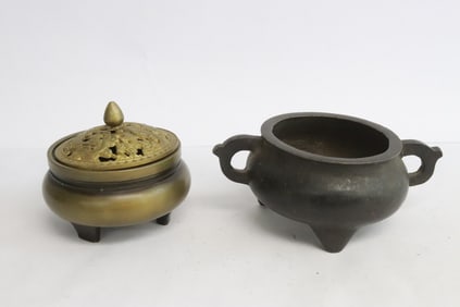 2 Chinese bronze censers
