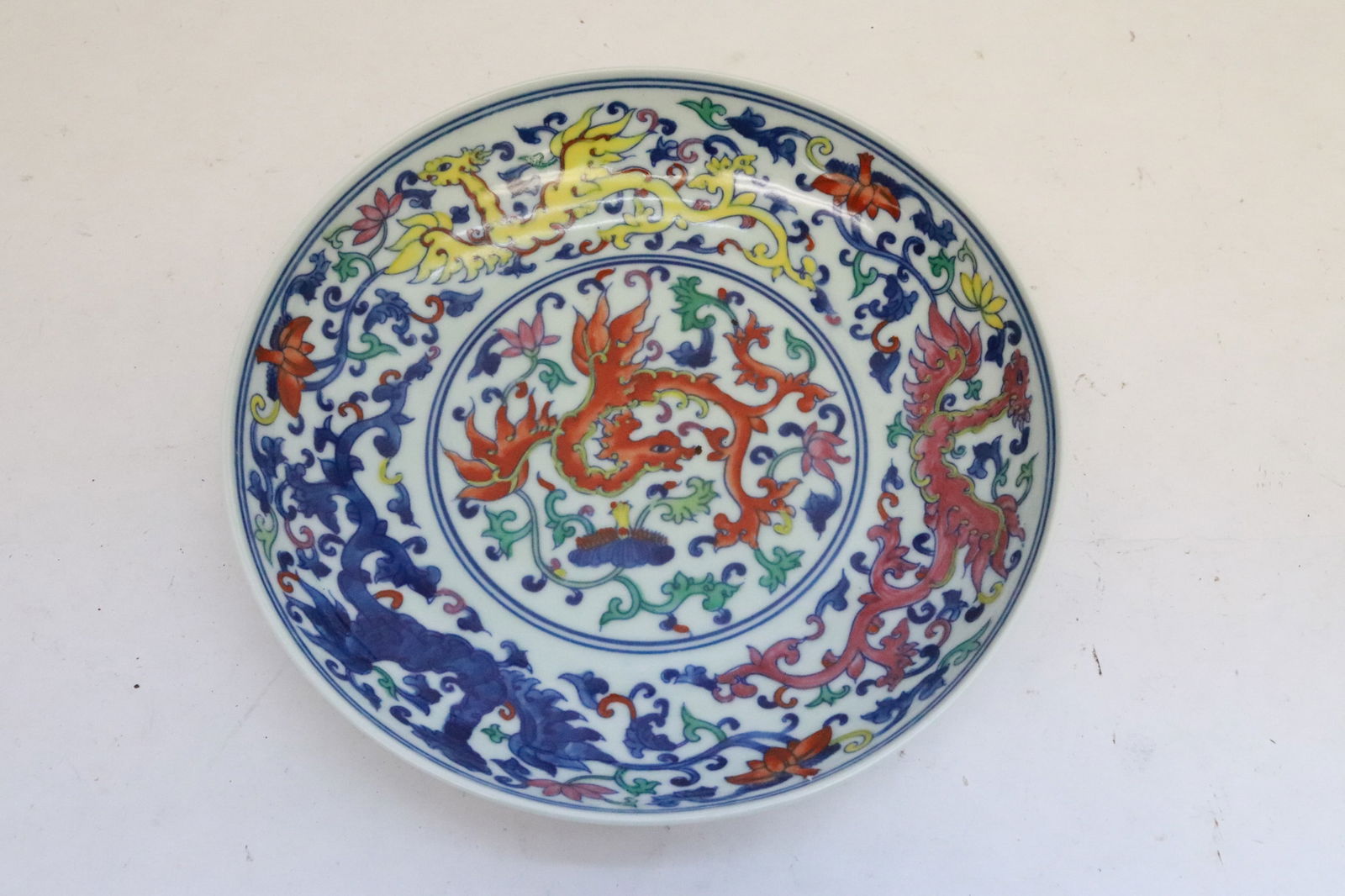 Fine Chinese doucai porcelain plate (1 of 9)