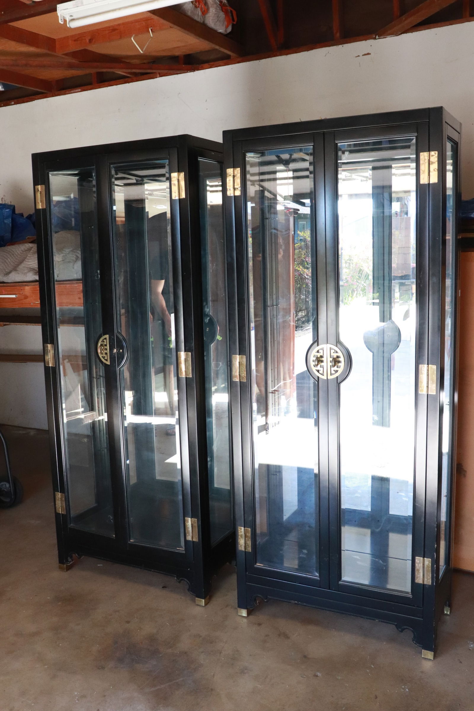 Pair display cases (1 of 7)
