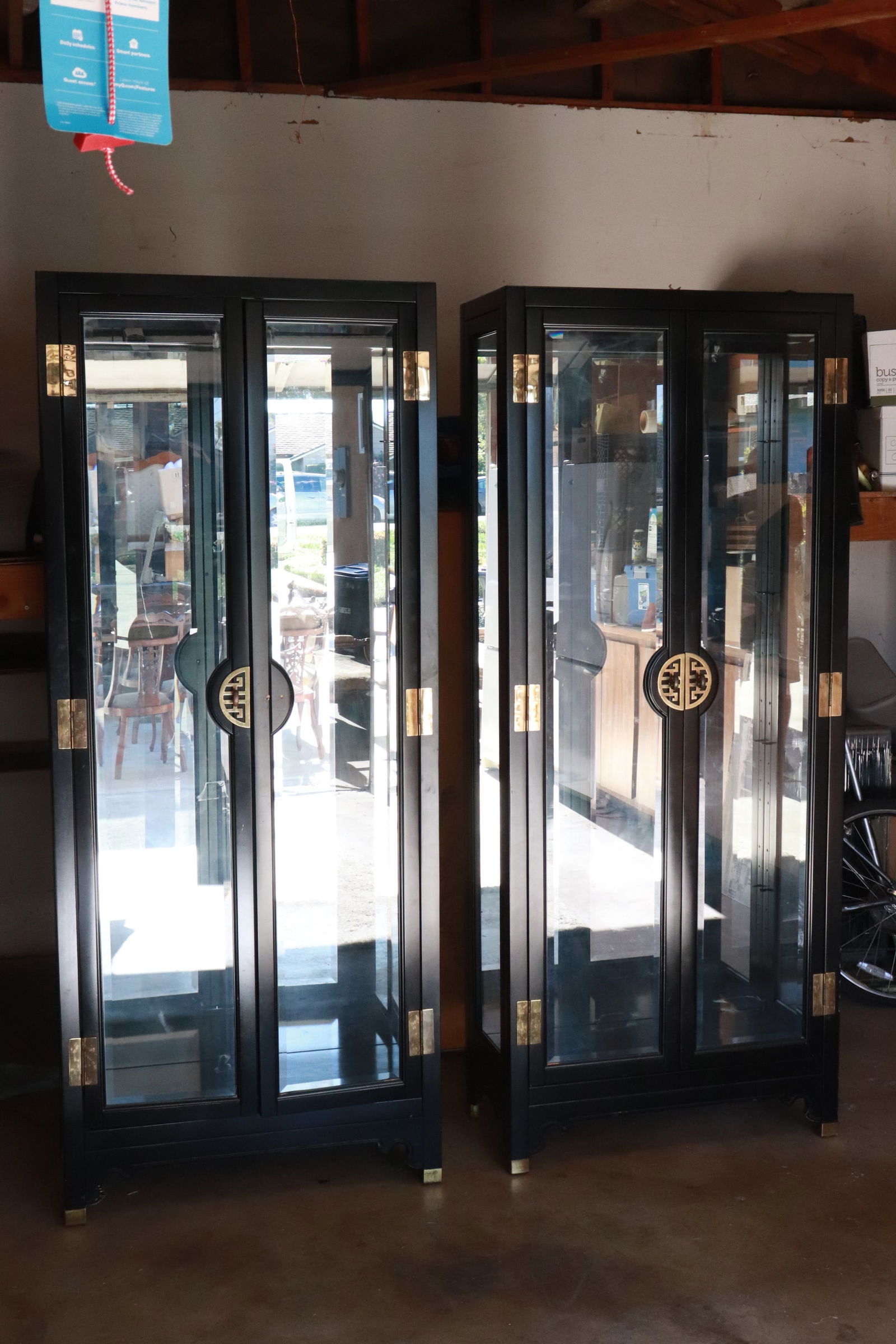 Pair display cases - 3