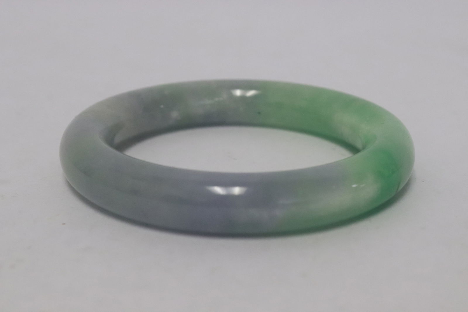Chinese jadeite like bangle - 4