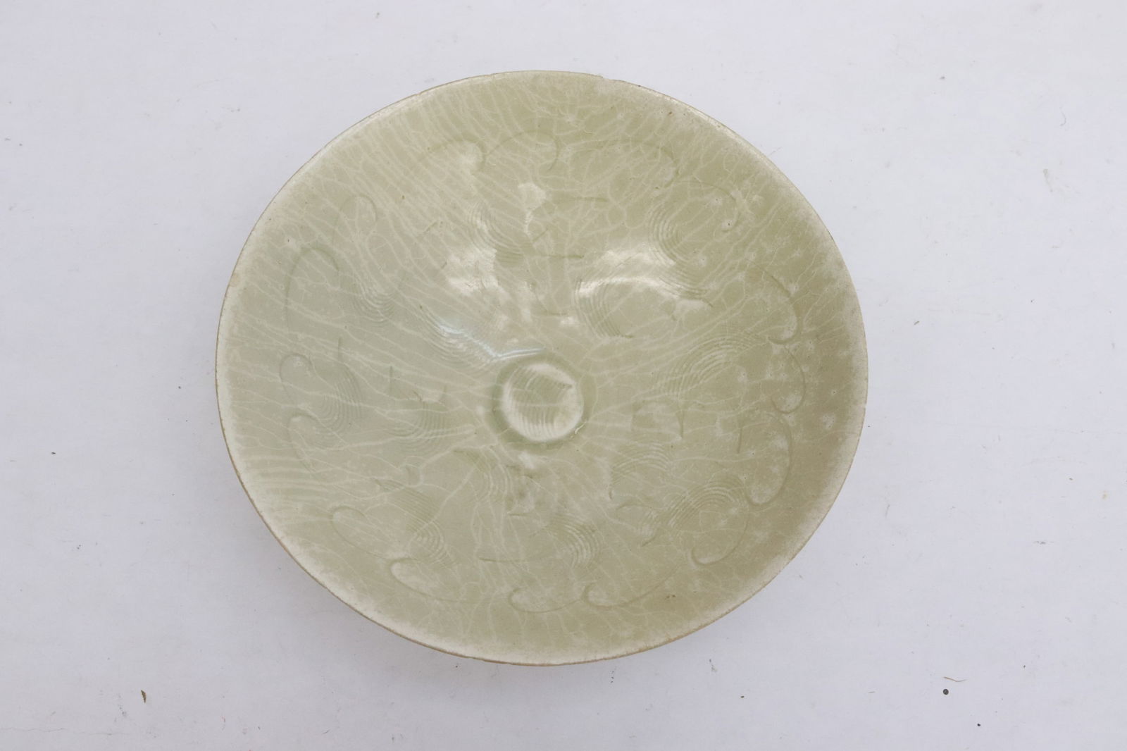A celadon Song style bowl (1 of 7)