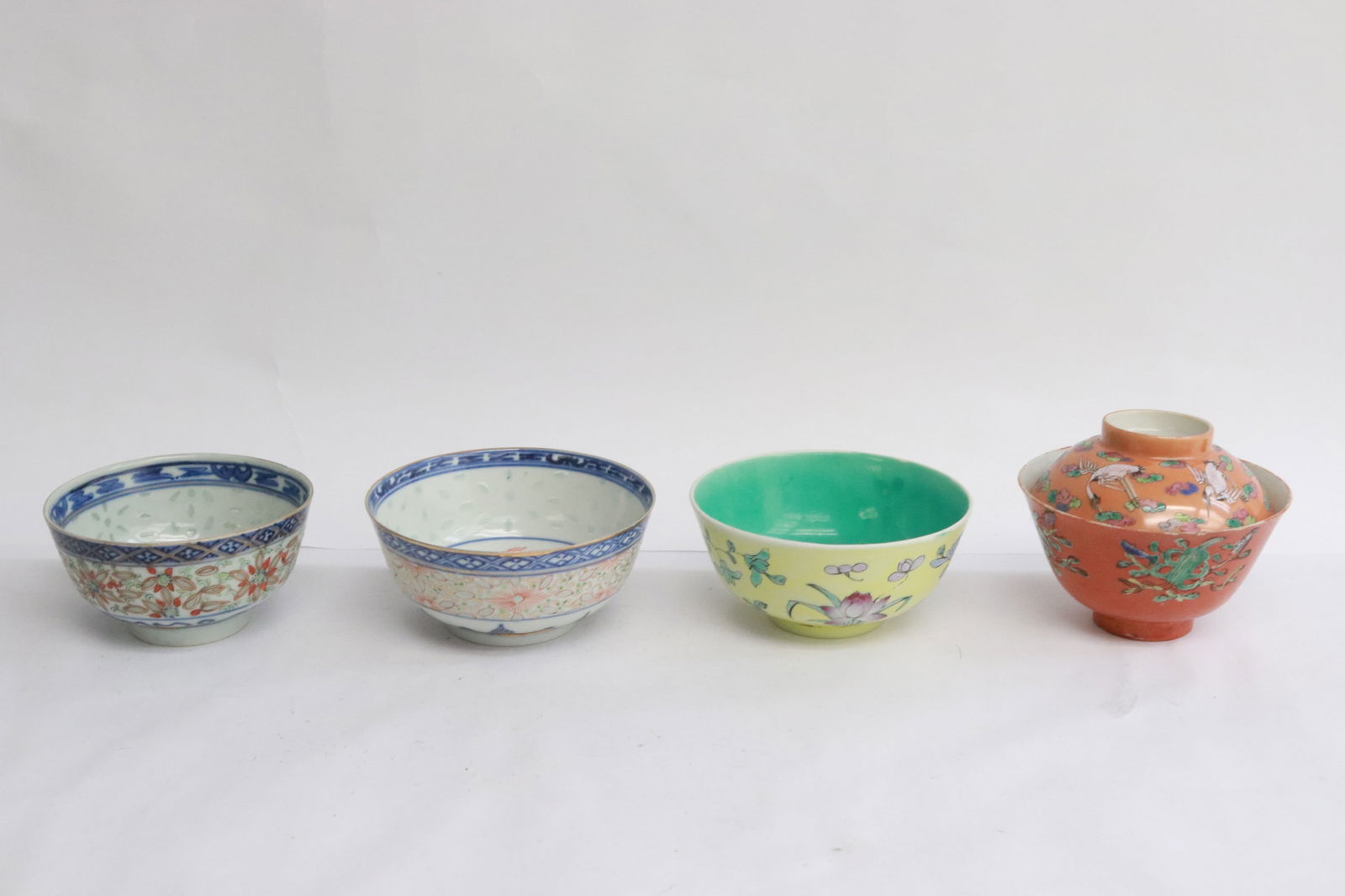 a vintage covered bowl, & 3 vintage bowls (1 of 11)