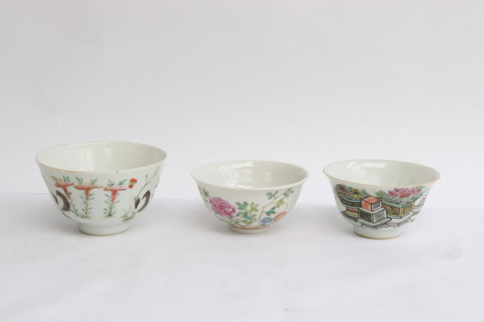 3 vintage Chinese famille rose porcelain bowls: 3 vintage Chinese famille rose porcelain bowls, 1.9"x3.4"dia - 2.3"x3.9"dia