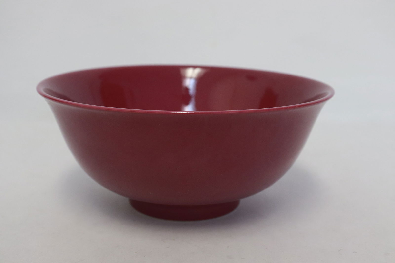 Chinese red glazed porcelain bowl (1 of 7)