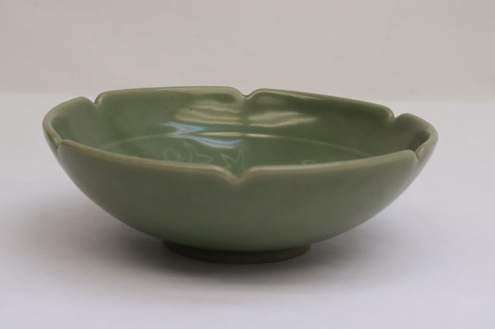 Celadon porcelain bowl (1 of 5)