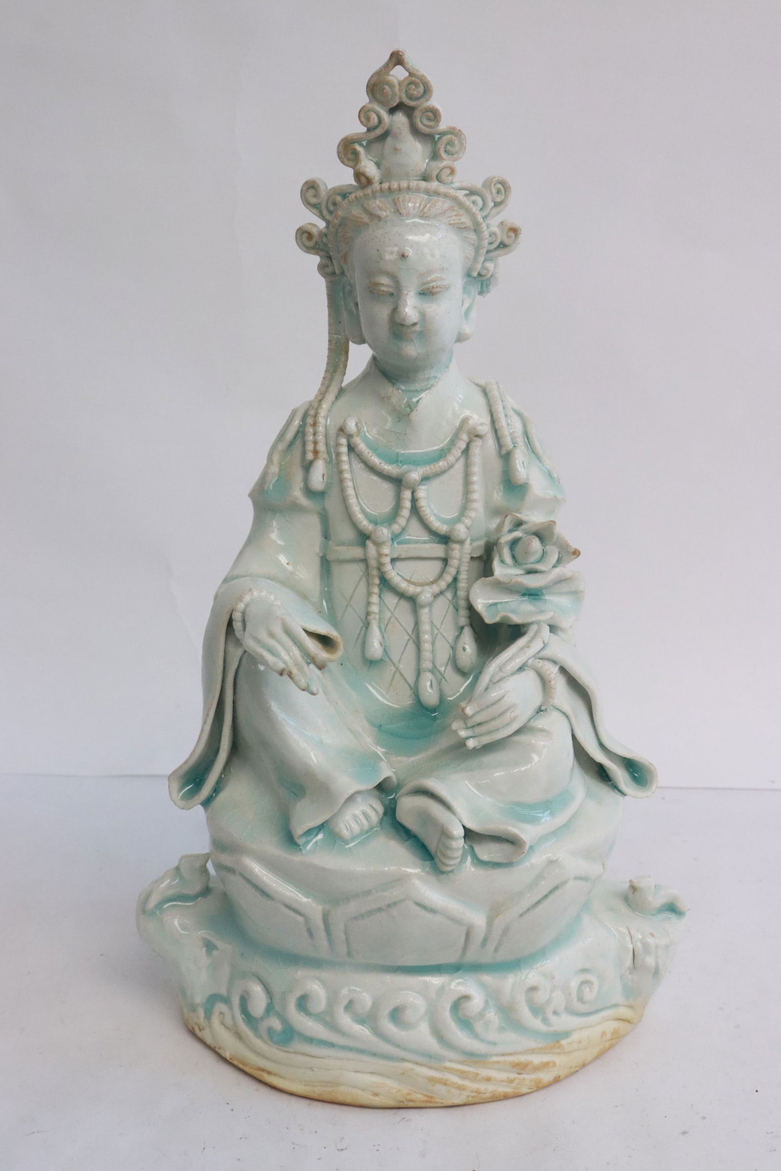 Fine Chinese celadon sculpture of deity (1 of 6)