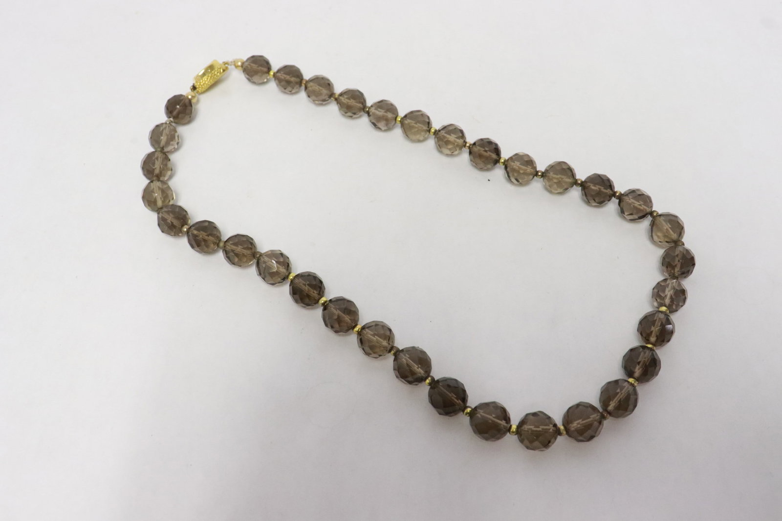 A beautiful faceted amethyst bead necklace (1 of 6)