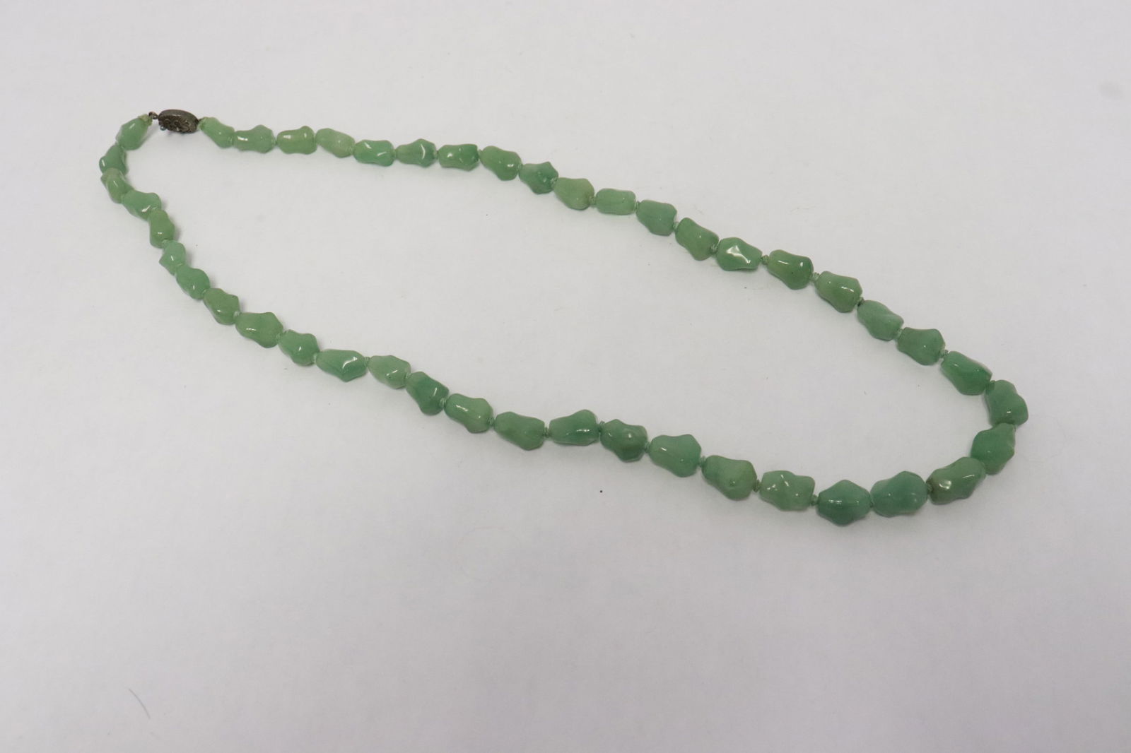 Chinese jade like bead necklace with silver clasp (1 of 6)