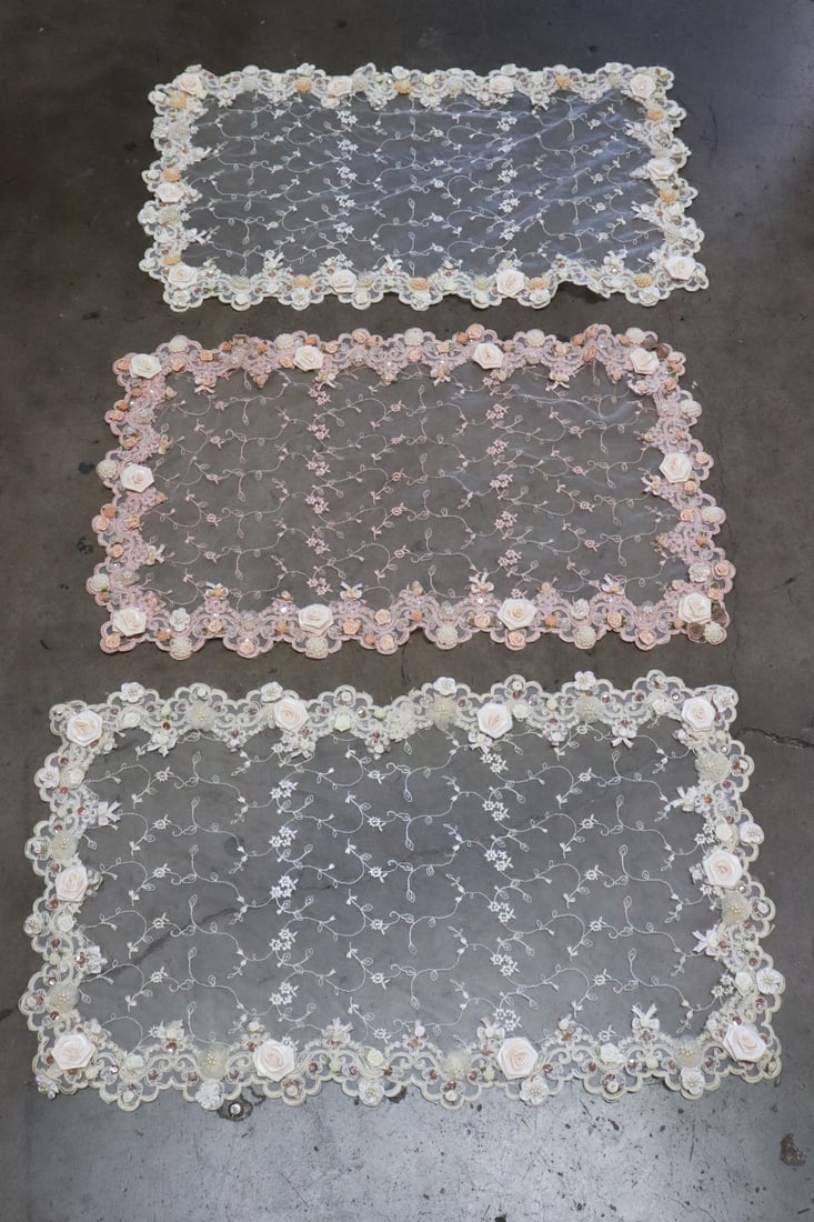 3 very fancy table travelers: 3 very fancy table travelers, 29.3"x17.6" ea