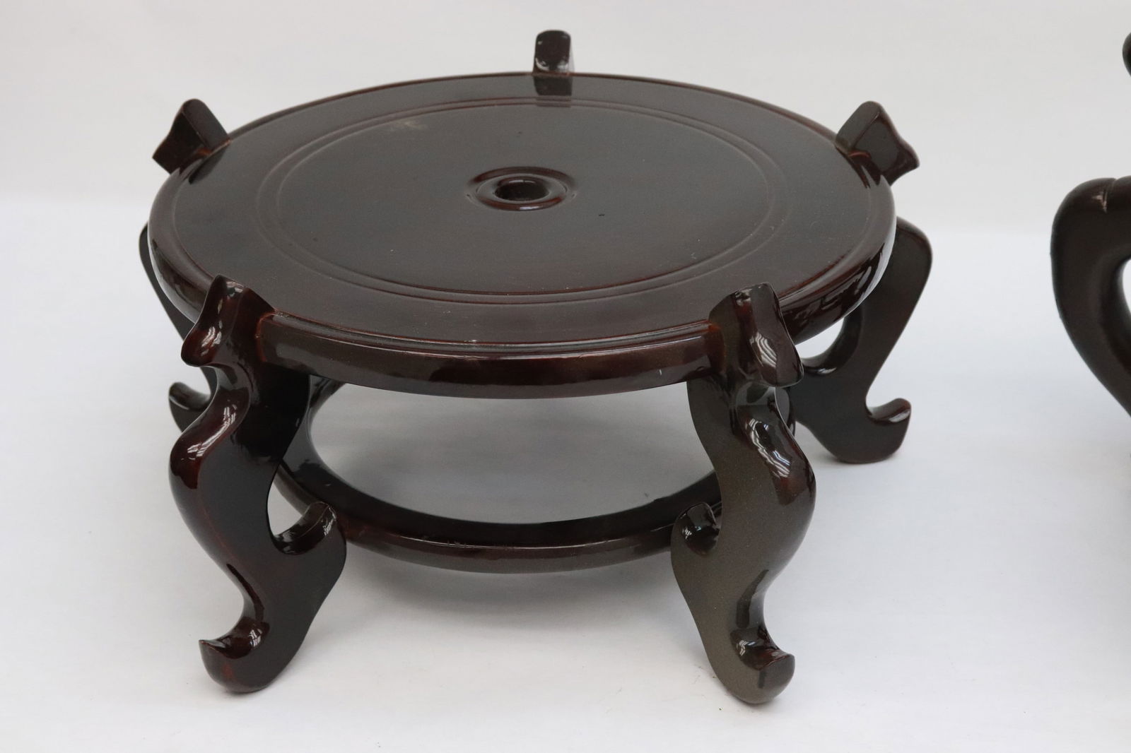 2 large Chinese stands - 2