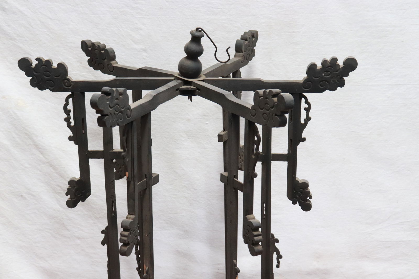 Pair Chinese antique lantern frames - 3