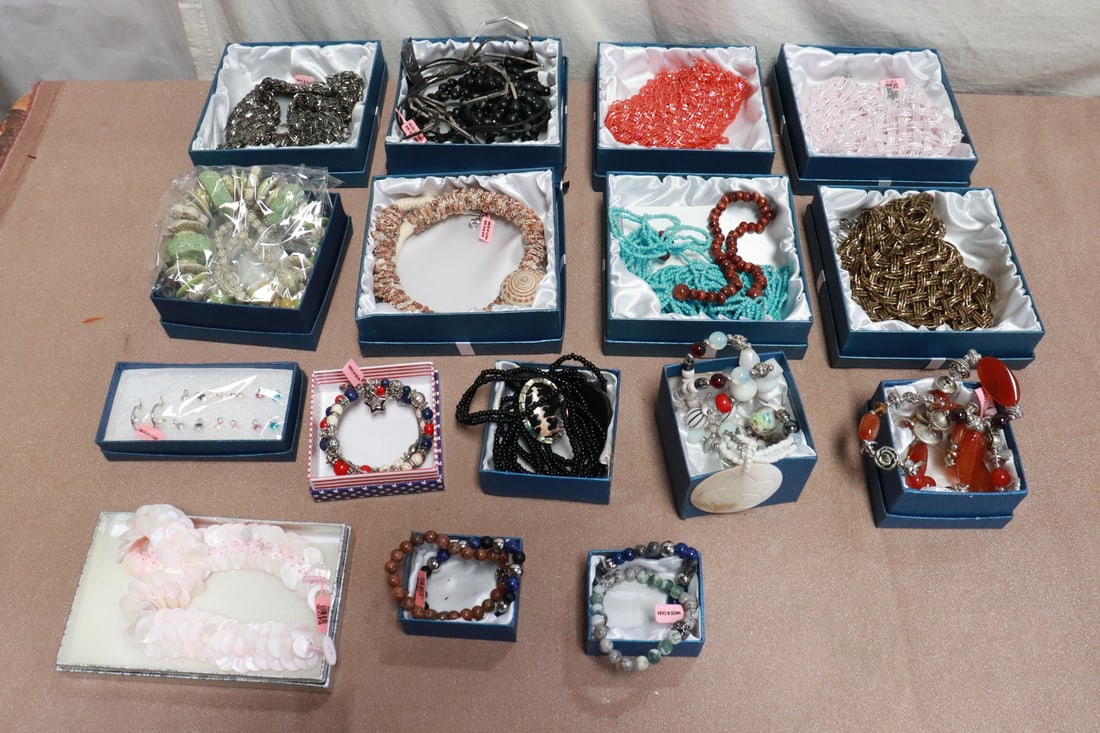 Large lot of costume jewelry (1 of 7)