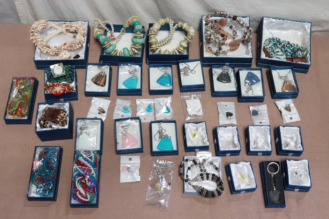 Large lot of costume jewelry (1 of 9)