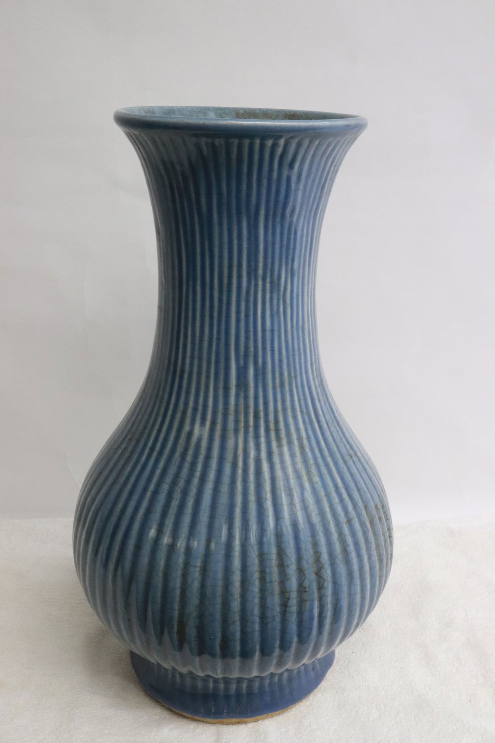 Blue glazed melon shape large vase - 4