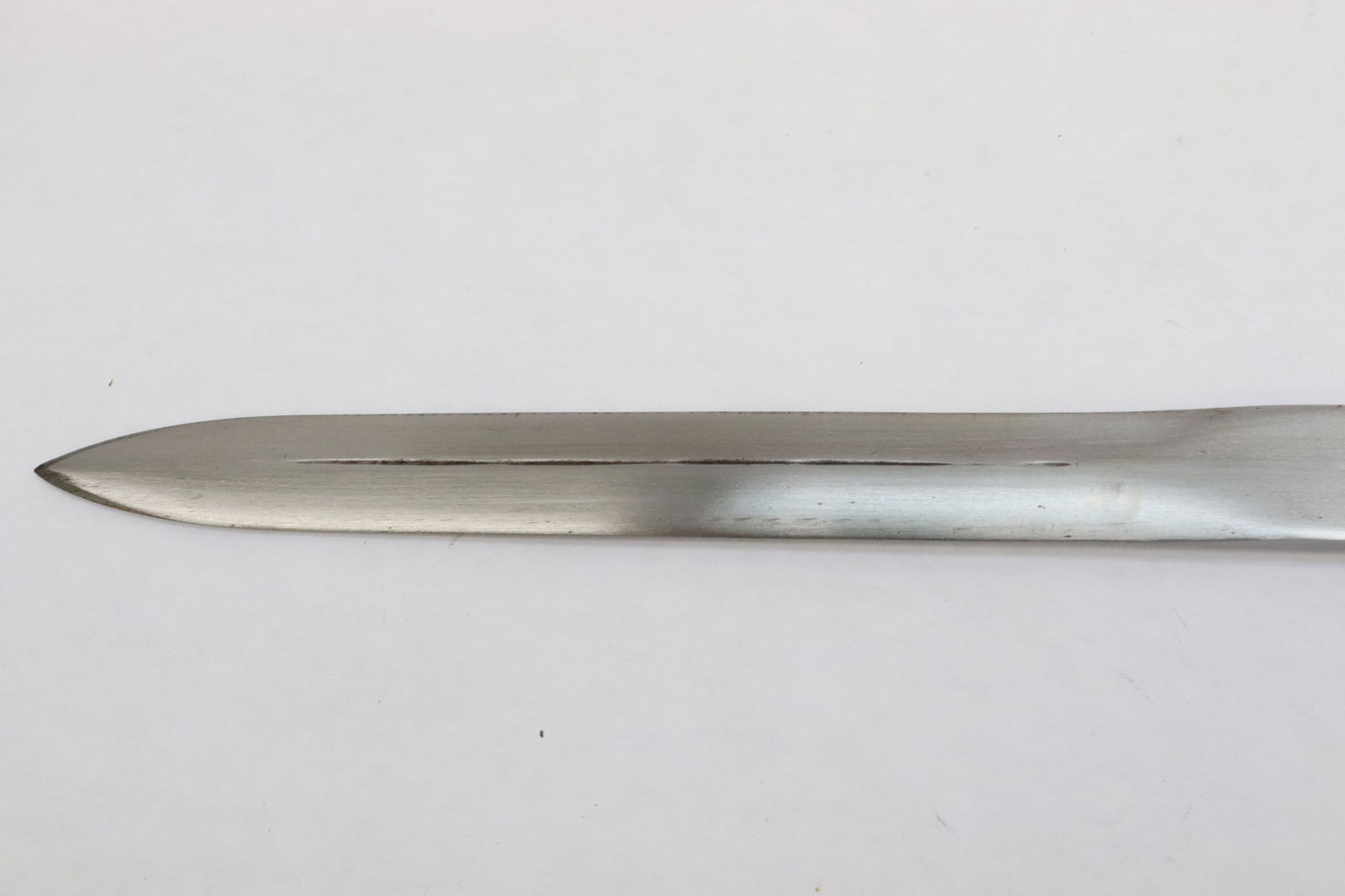 A Chinese dagger - 4