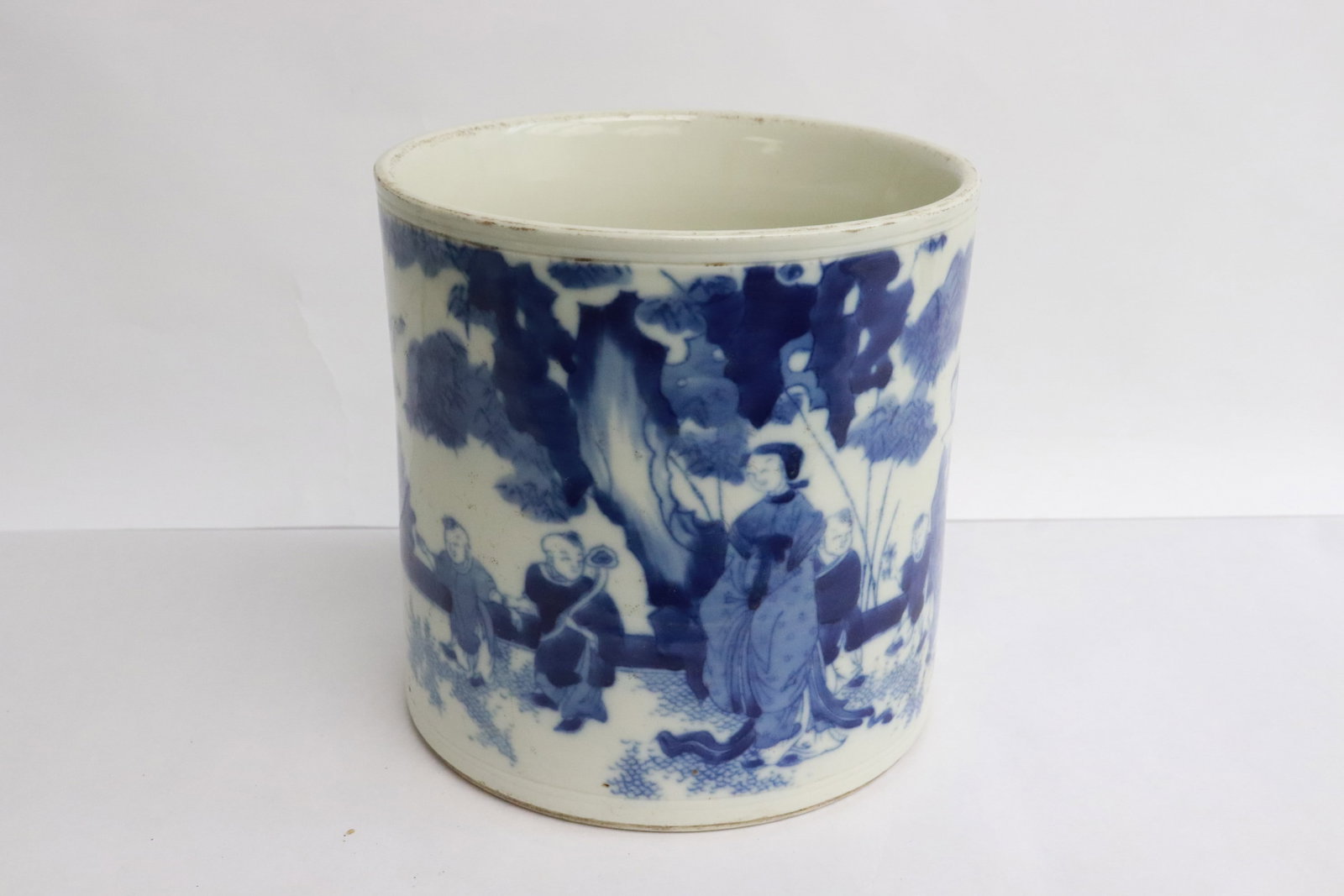 Chinese blue and white porcelain brush holder (1 of 6)
