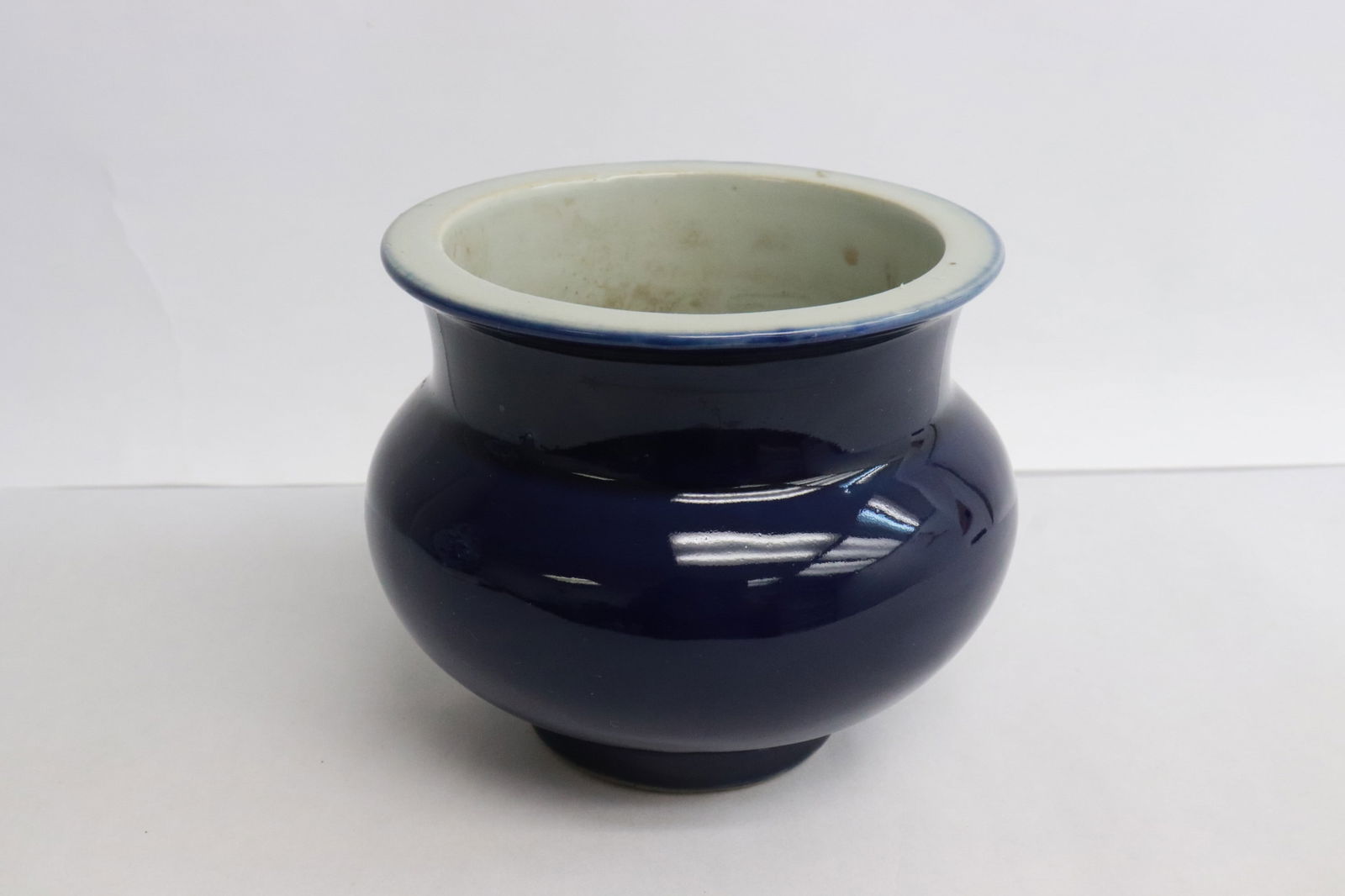 Chinese blue glazed porcelain censer (1 of 5)